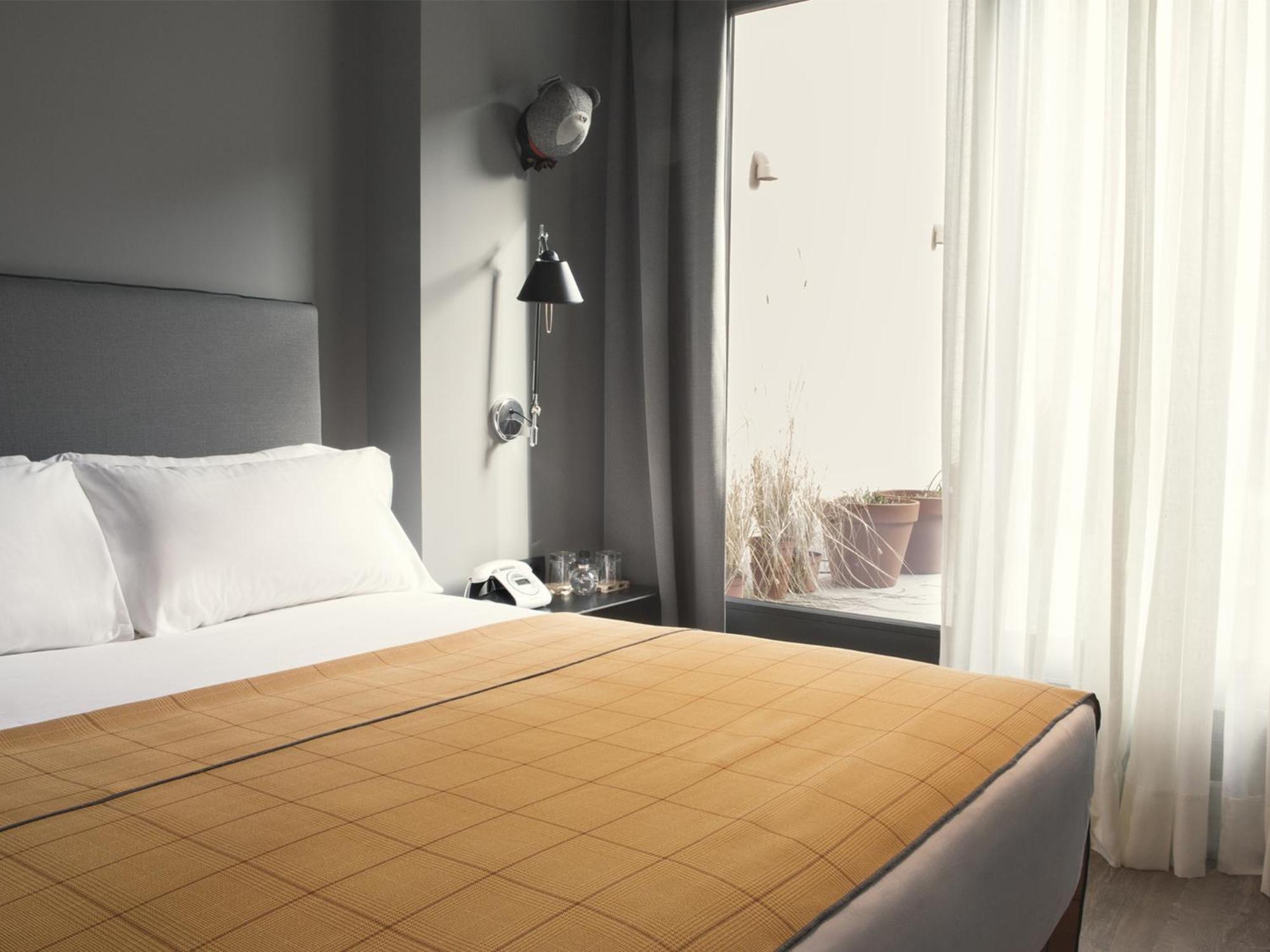 Yurbban Trafalgar Hotel Barcelona Ruang foto