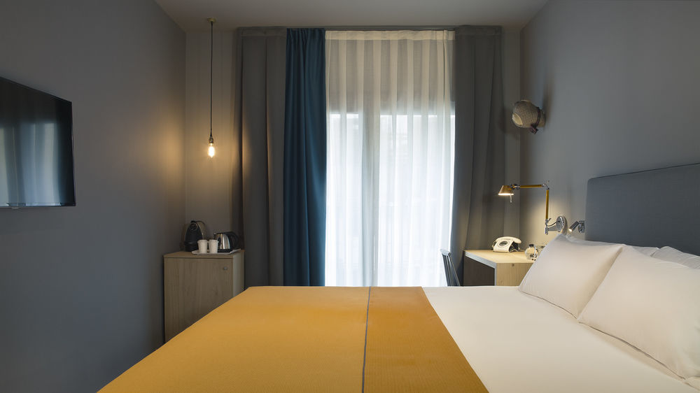 Yurbban Trafalgar Hotel Barcelona Bagian luar foto