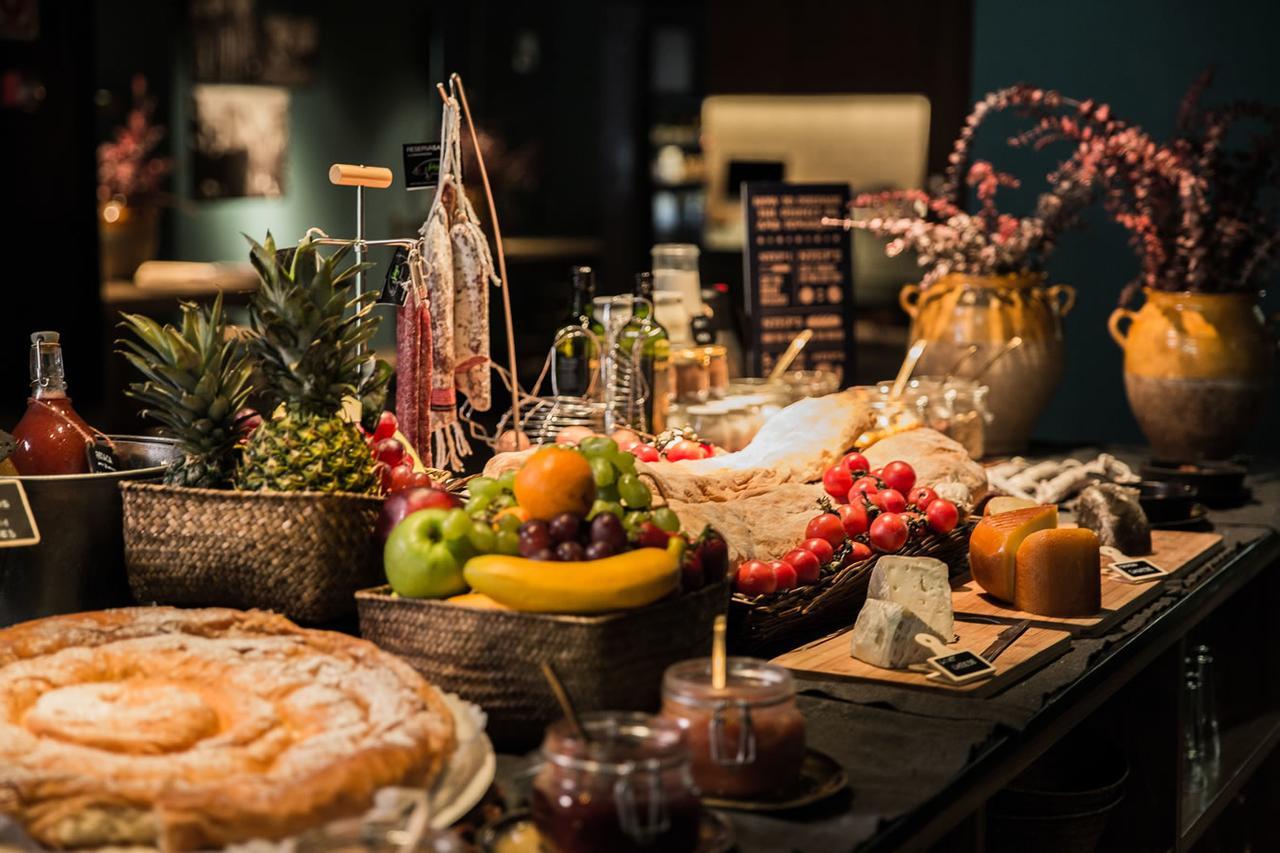 Yurbban Trafalgar Hotel Barcelona Bagian luar foto