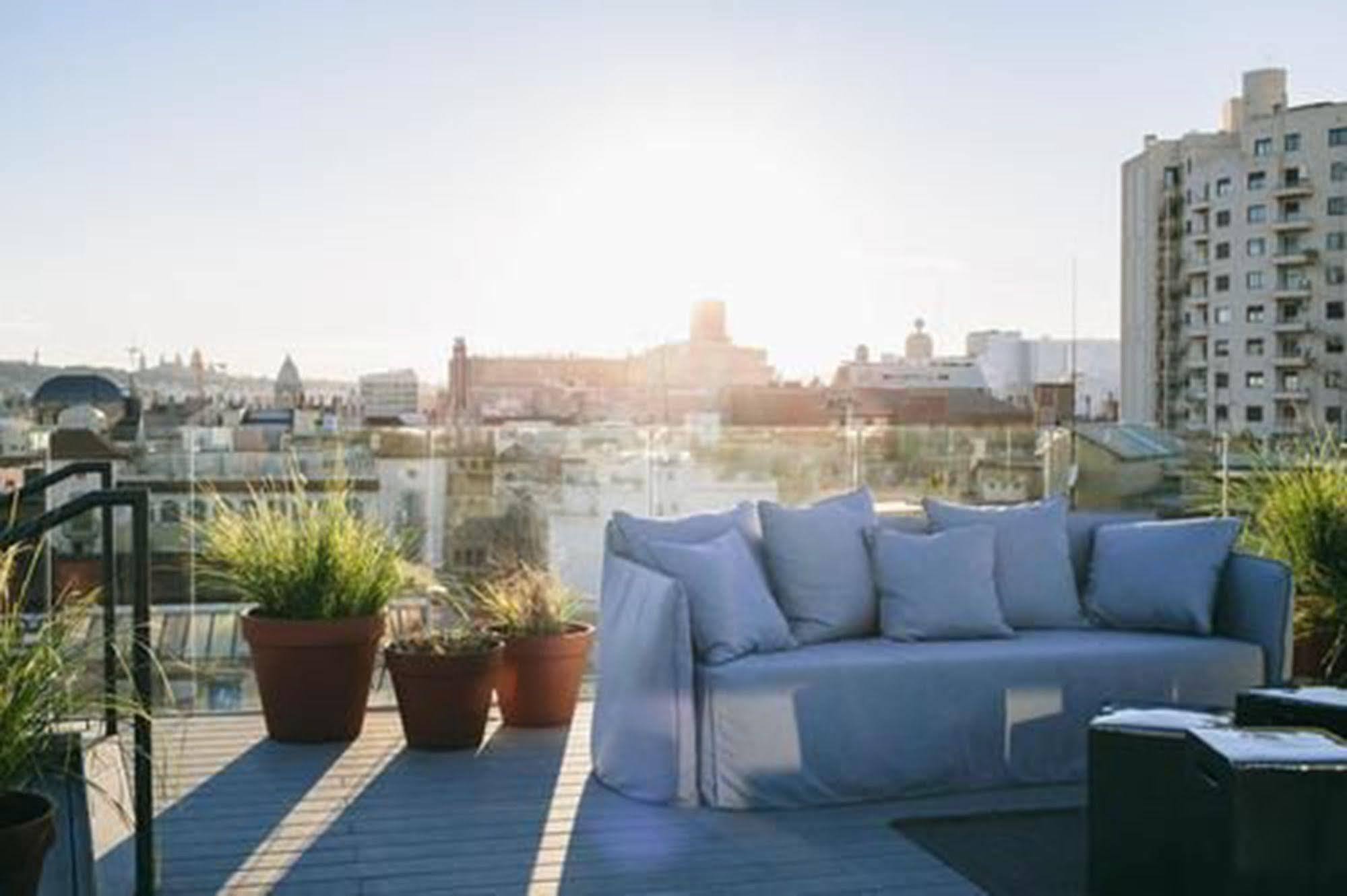 Yurbban Trafalgar Hotel Barcelona Bagian luar foto